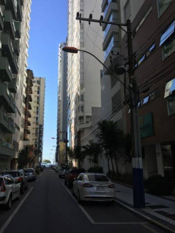 Apto Em B. Camboriú Praia E Mar